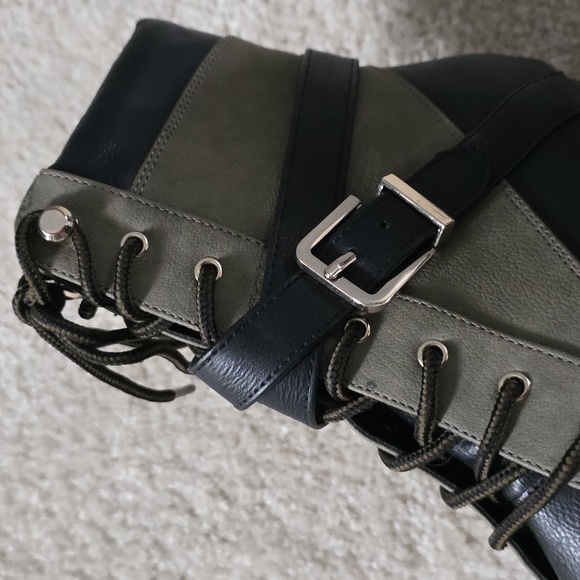 Negotiate Women's High Heel Combat - Picture 9 of 16